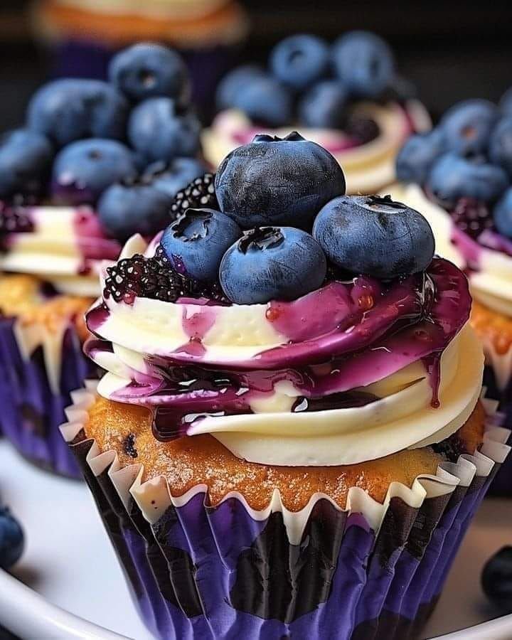White Chocolate Blueberry Cheesecake Cupcakes