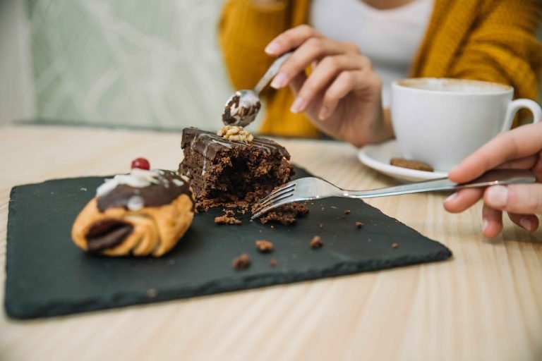 How to Make Chocolate Coating That Hardens