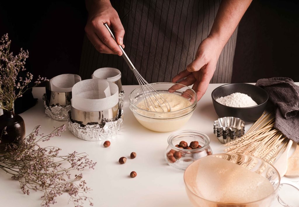 How to Use Luster Dust on Buttercream