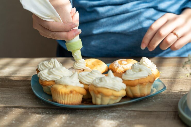 Cream Cheese Icing for Cupcakes