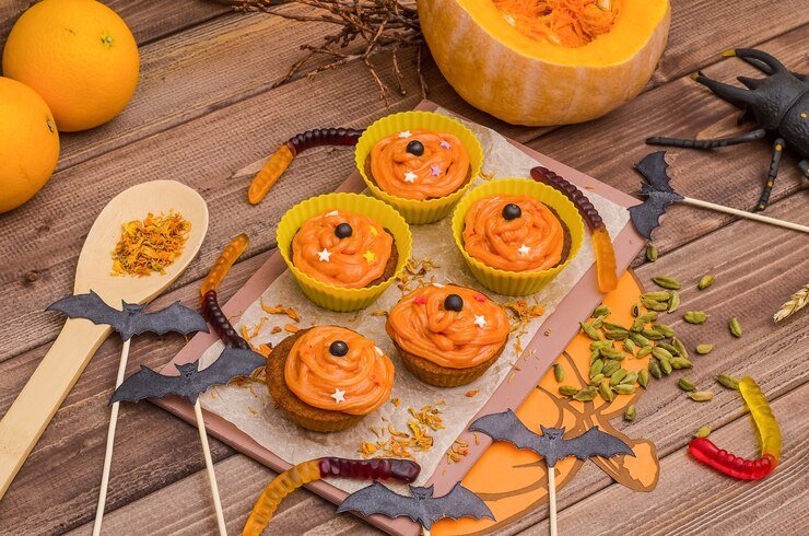 Cream Cheese Icing for Pumpkin Cupcakes