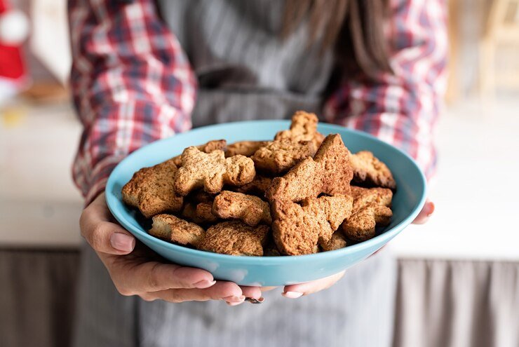 DIY Apple and Oat Dog Treats